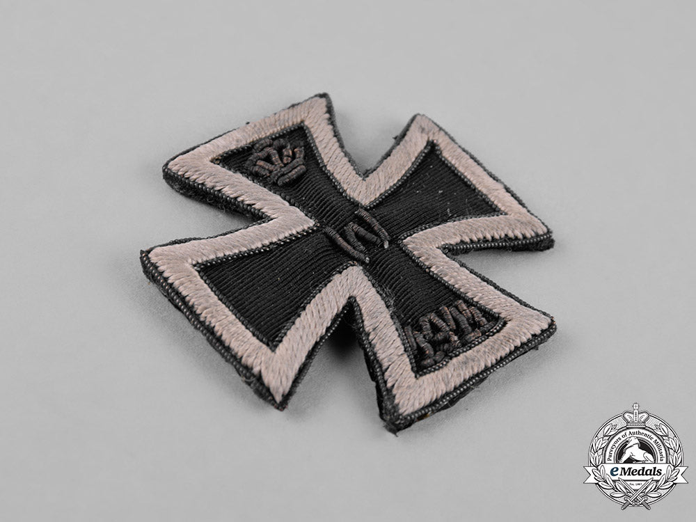 germany,_empire._an_iron_cross1914,_first_class,_cloth_version_c18-026578_1_1