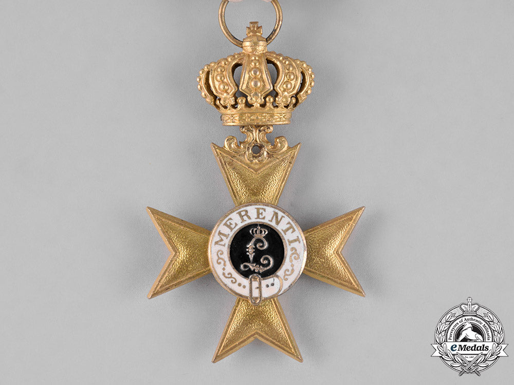 bavaria,_kingdom._an_order_of_military_merit,_war_merit_cross_first_class,_with_crown,_c.1915_c18-026590