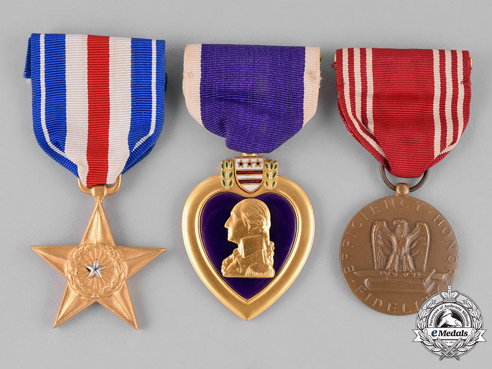 united_states._a_silver_star_to_corporal_rector,19_th_engineer_battalion_for_actions_at_the_rapido_river1944_c18-026611