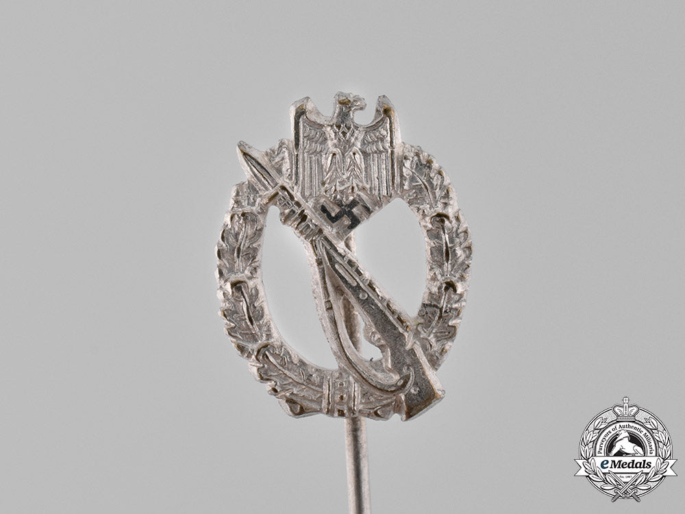 germany._an_infantry_assault_badge_miniature_stick_pin,_silver_grade_c18-026647