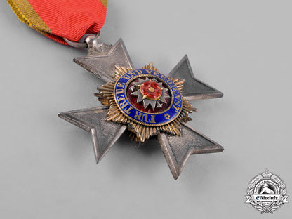 schaumburg-_lippe._a_princley_schaumburg-_lippe_houseorder,_fourth_class,_c.1910_c18-026742