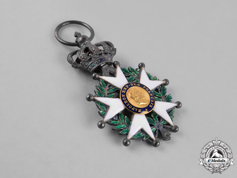 france,_second_empire._an_order_of_the_legion_of_honour,_reduced_size,_c.1860_c18-026798