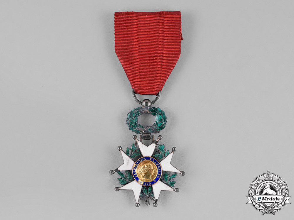 france,_third_republic._a_national_order_of_the_legion_of_honour,_v_class_knight,_c.1900_c18-027053