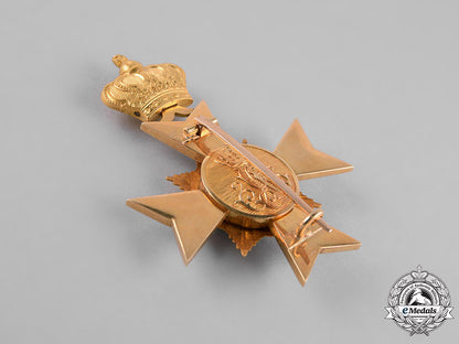 schaumburg-_lippe._a_princley_schaumburg-_lippe_houseorder,_officer's_cross_in_gold,_c.1910_c18-027069