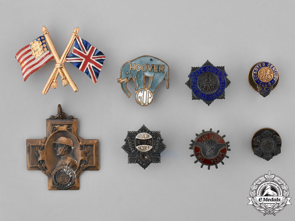 united_states.twenty_insignia_badges_c18-027118_1_1