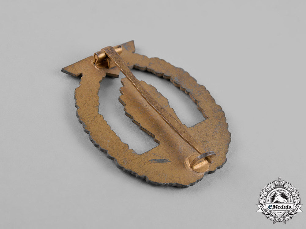 germany,_kriegsmarine._a_minesweeper_war_badge_by_forester&_barth_c18-027192