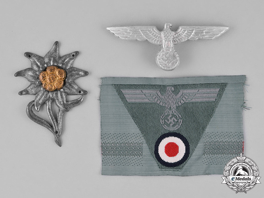 germany._a_three_pieces_of_insignia_c18-027195