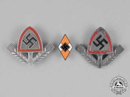 germany._three_badges_c18-027212