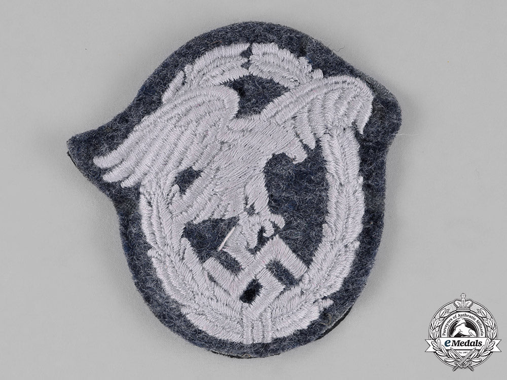 germany,_luftwaffe._an_observer_badge,_padded_cloth_version_c18-027293