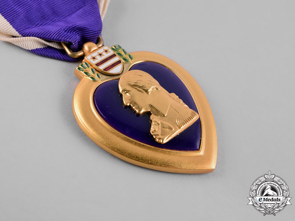 united_states._a_purple_heart,_to_private_first_class_james_william_davis,_united_states_marine_corps_c18-027330