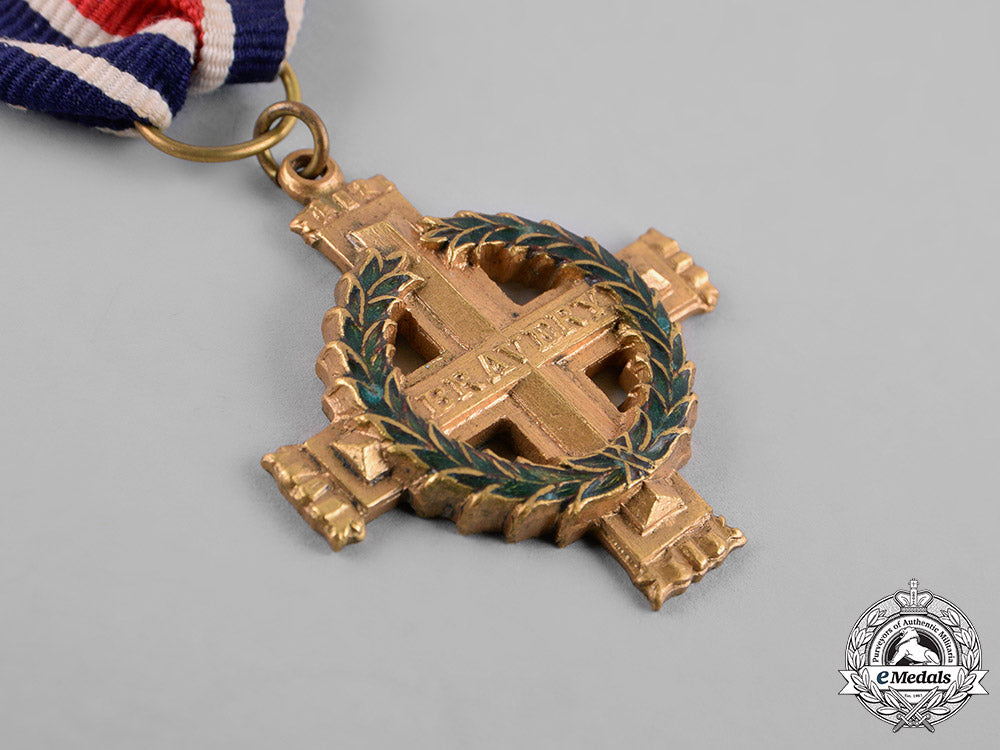 philippines._a_bronze_cross_medal_c18-027358