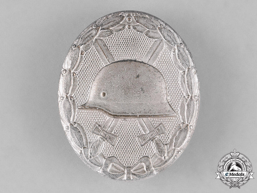 germany,_federal_republic._a_wound_badge,_silver_grade_c18-027461