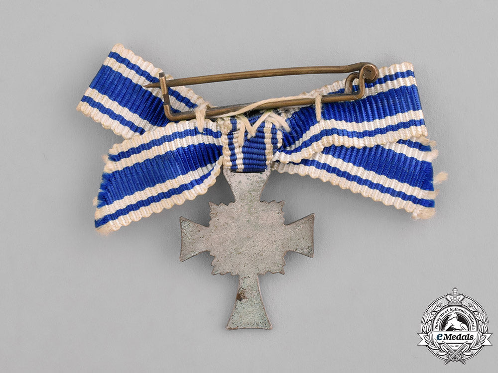 germany,_third_reich._a_first_class_cross_of_honour_of_the_german_mother_miniature_breast_badge_c18-027540