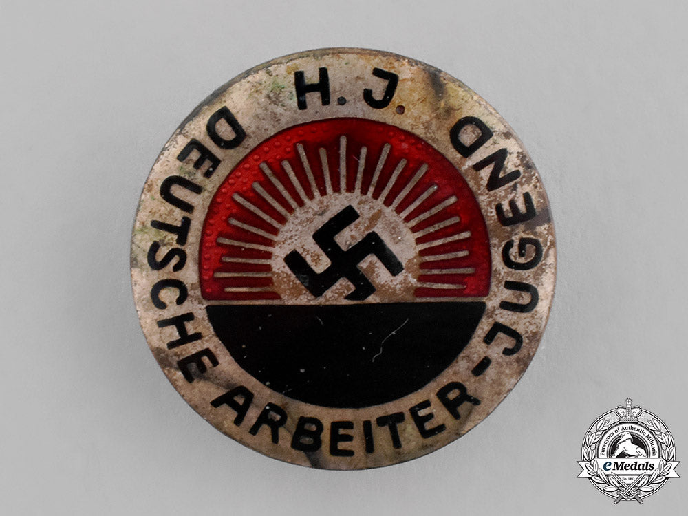 germany._a_national_socialist_worker’s_youth_organization_membership_badge,_by_robert_beck_c18-027565