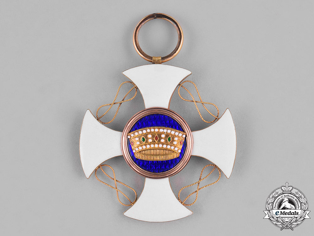 italy,_kingdom._an_order_of_the_crown_of_italy_in_gold,_grand_cross,_by_e._gardino,_c.1930_c18-027611_1