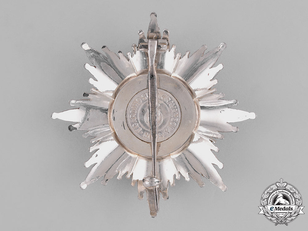 italy,_kingdom._an_order_of_the_crown_of_italy_in_gold,_grand_cross,_by_e._gardino,_c.1930_c18-027616_1