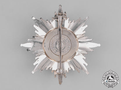 italy,_kingdom._an_order_of_the_crown_of_italy_in_gold,_grand_cross,_by_e._gardino,_c.1930_c18-027616_1