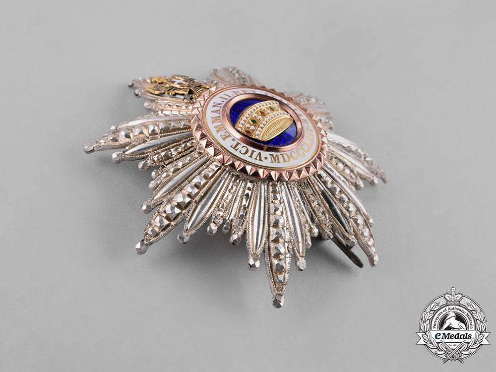 italy,_kingdom._an_order_of_the_crown_of_italy_in_gold,_grand_cross,_by_e._gardino,_c.1930_c18-027617_1