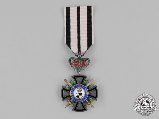 hohenzollern._a_house_order,_honour_cross_iii_class_with_crown_and_swords,_c.1914_c18-027622