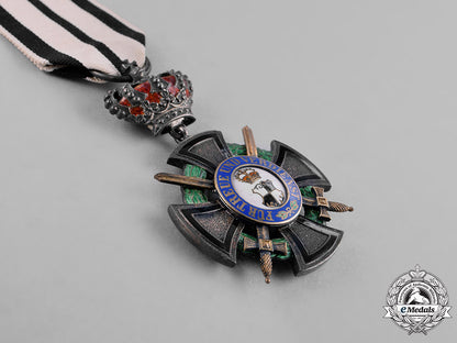 hohenzollern._a_house_order,_honour_cross_iii_class_with_crown_and_swords,_c.1914_c18-027627