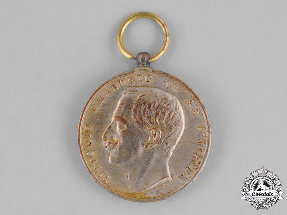 italy,_kingdom._a_merit_medal_for_the_messina_earthquake_of1908_c18-027649