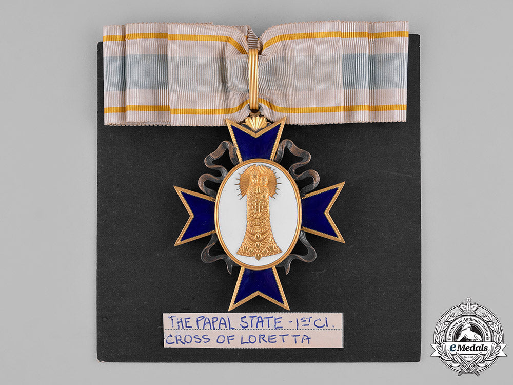 vatican._an_order_of_our_lady_of_loreto,_i_class_cross_c.1950_c18-027665