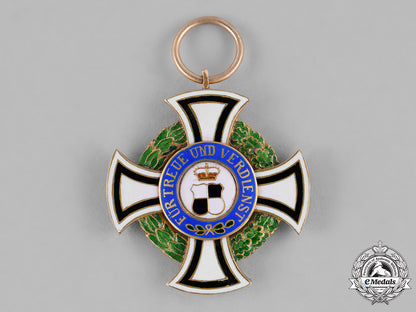 hohenzollern._a_house_order_in_gold,_honour_cross_ii_class,_c.1900_c18-027695