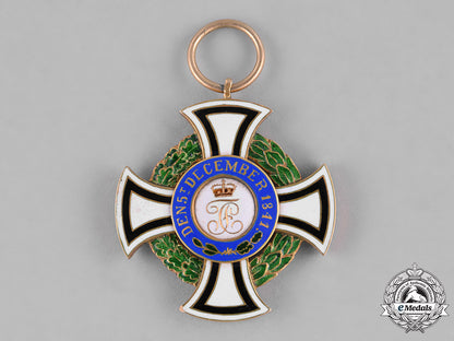 hohenzollern._a_house_order_in_gold,_honour_cross_ii_class,_c.1900_c18-027696