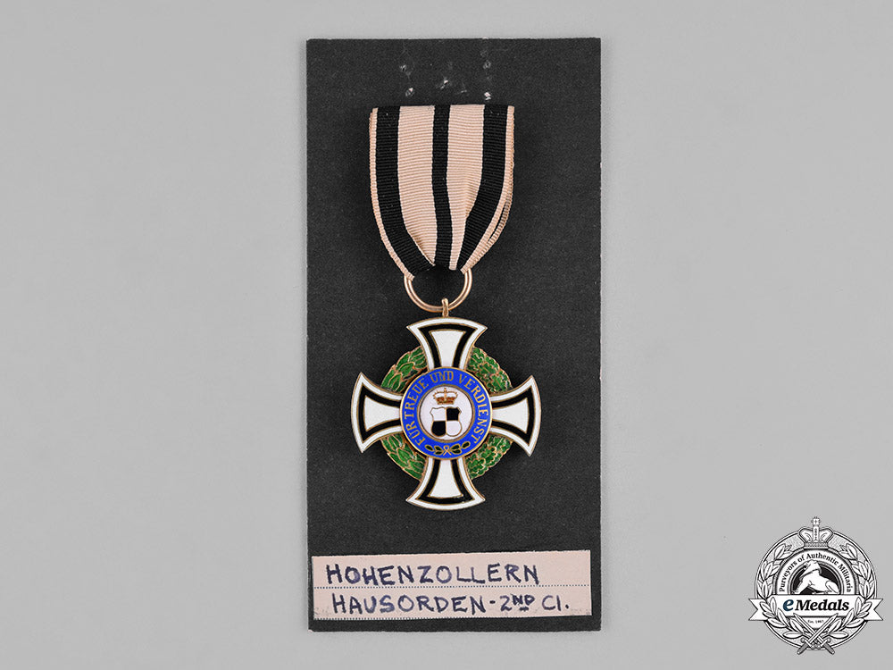 hohenzollern._a_house_order_in_gold,_honour_cross_ii_class,_c.1900_c18-027700