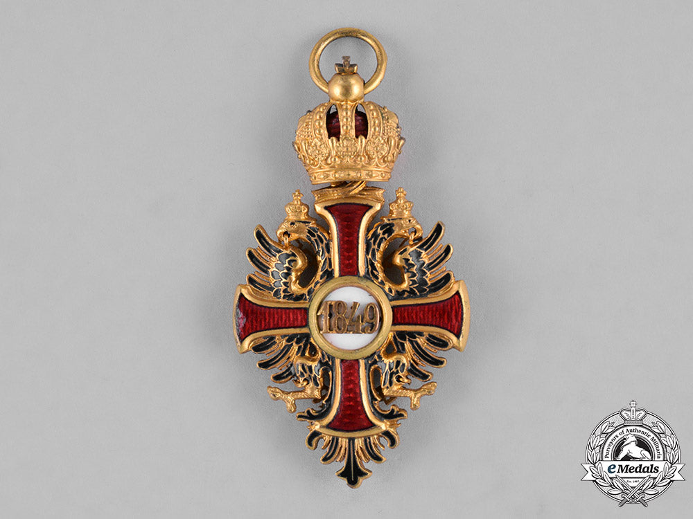 austria,_empire._a_franz_joseph_order,_knight’s_cross_with_swords,_by_vincent_mayer,_c.1914_c18-027703_1