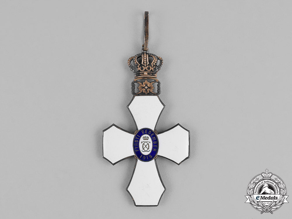 iceland,_kingdom._an_order_of_the_falcon,_commander,_c.1930_c18-027801_1