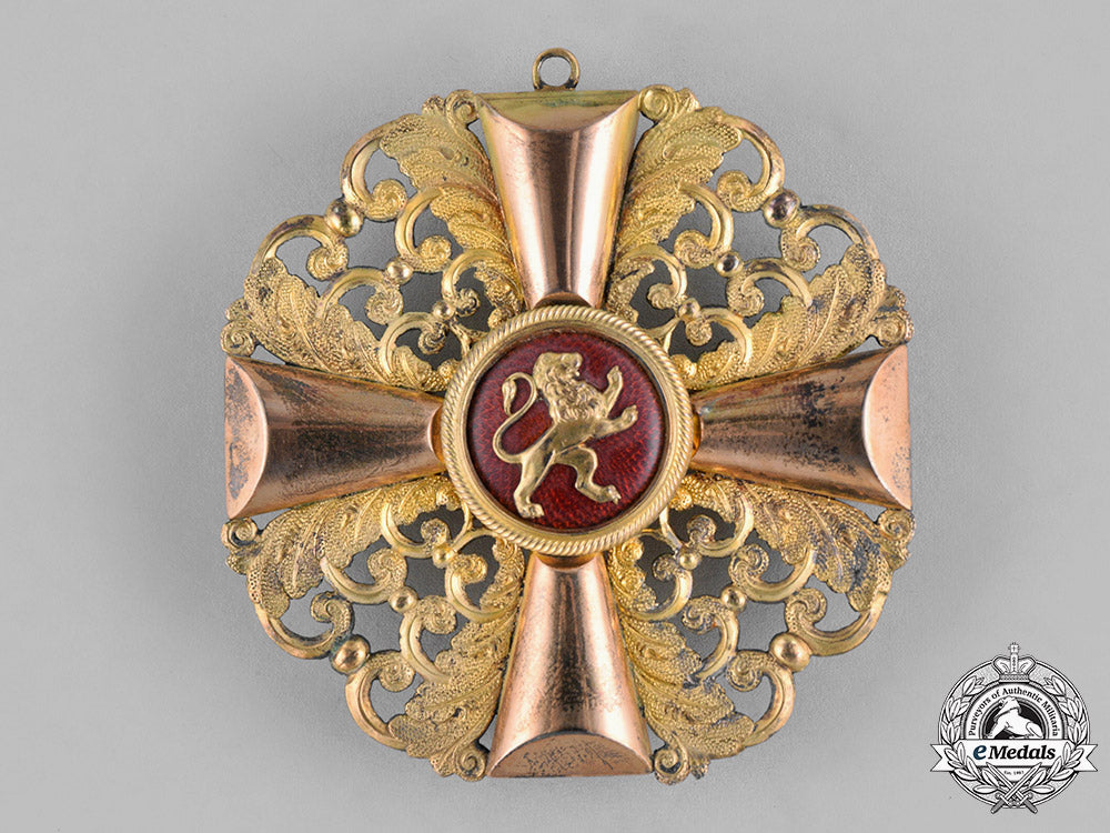 baden,_duchy._an_order_of_the_zähringer_lion_in_gold,_grand_cross,_c.1900_c18-027955