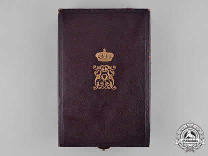 baden,_duchy._an_order_of_the_zähringer_lion_in_gold,_grand_cross,_c.1900_c18-027964