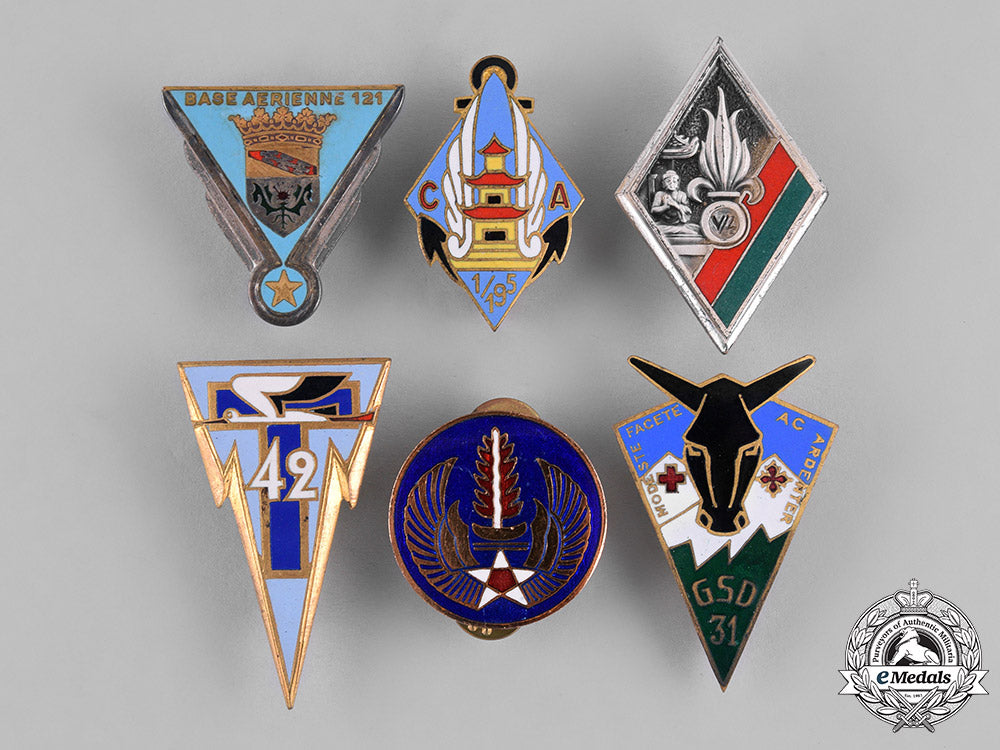 france,_republic._sixteen_military_insignia_badges_c18-027969
