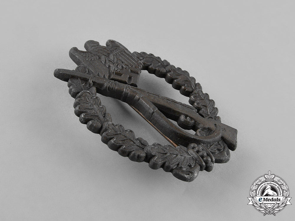 germany,_heer._a_wehrmacht_heer(_army)_infantry_assault_badge,_silver_grade,_c.1942_c18-028024