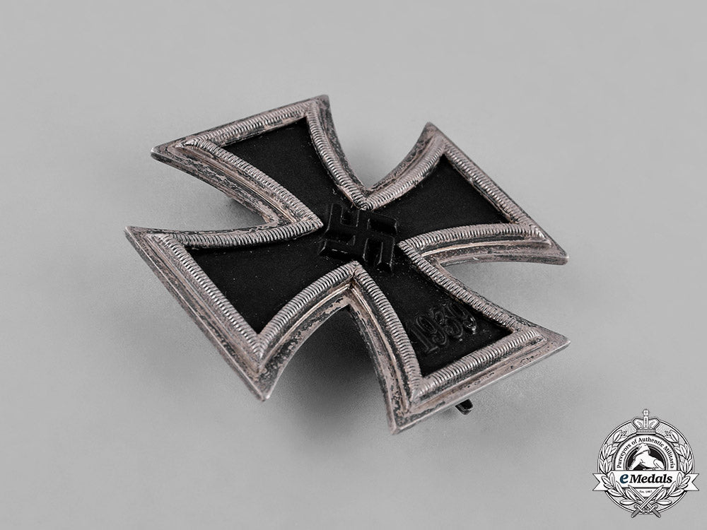 germany,_wehrmacht._a_i._class_iron_cross1939,_by_c.f._zimmermann_c18-028106