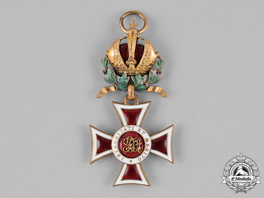austria,_empire._a_leopold_order,_knight’s_cross_with_small_commander_decoration,_by_rotzet&_fischmeister,_c.1918_c18-028310_1_1