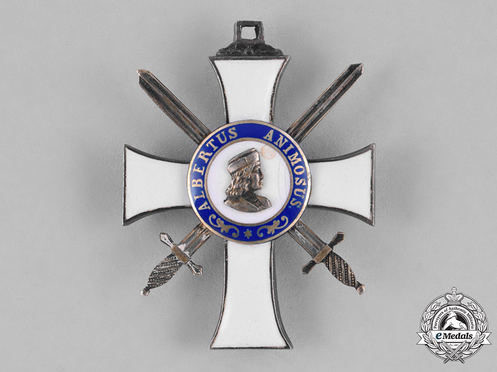 saxony,_kingdom._an_albrecht_order,_ii_class_knight_with_swords,_c.1914_c18-028403