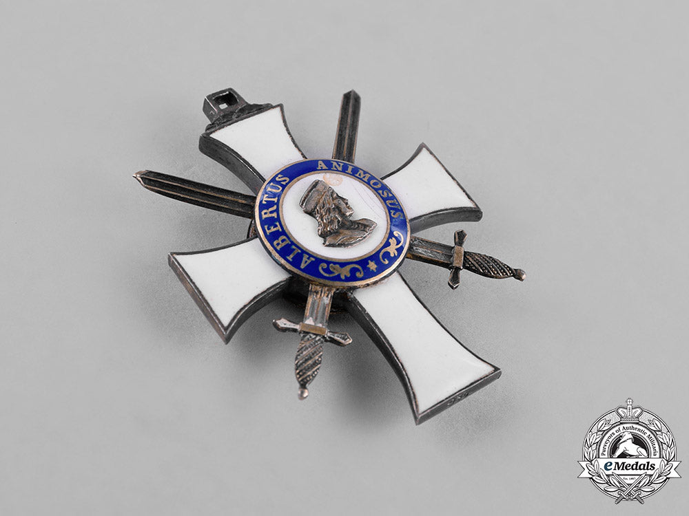 saxony,_kingdom._an_albrecht_order,_ii_class_knight_with_swords,_c.1914_c18-028406