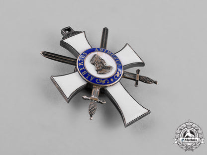 saxony,_kingdom._an_albrecht_order,_ii_class_knight_with_swords,_c.1914_c18-028406