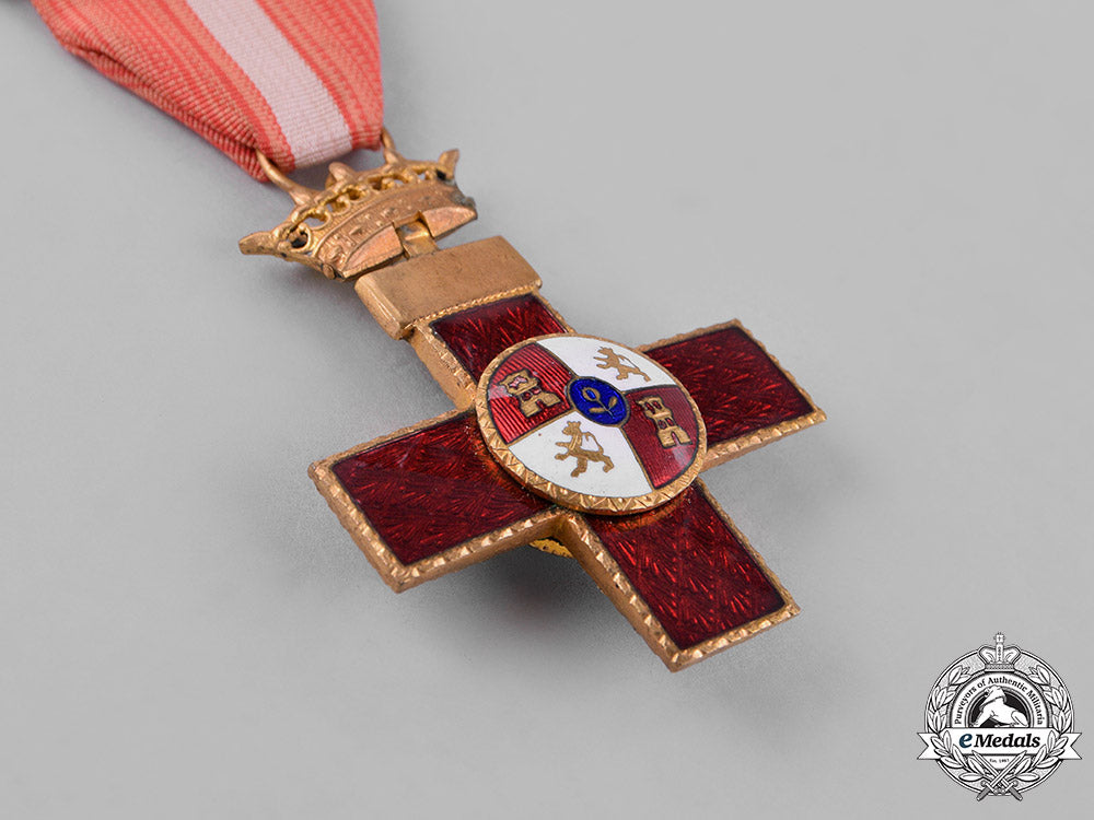 spain,_franco_period._an_order_of_military_merit,_red_distinction,_i_class_cross,_c.1950_c18-028503
