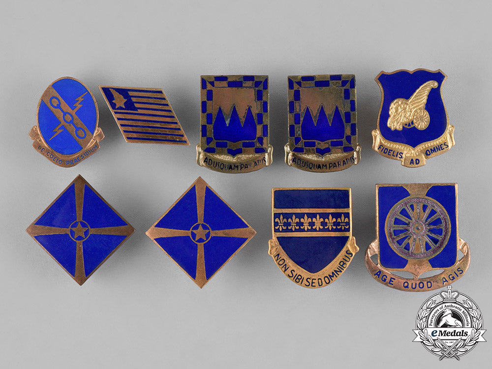 united_states._forty-_nine_air_base_and_quartermaster_military_insignia_c18-028881