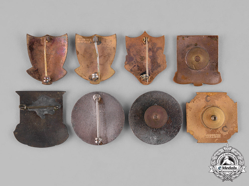 united_states._forty-_nine_air_base,_bombardment,_and_quartermaster_military_insignia_c18-028904