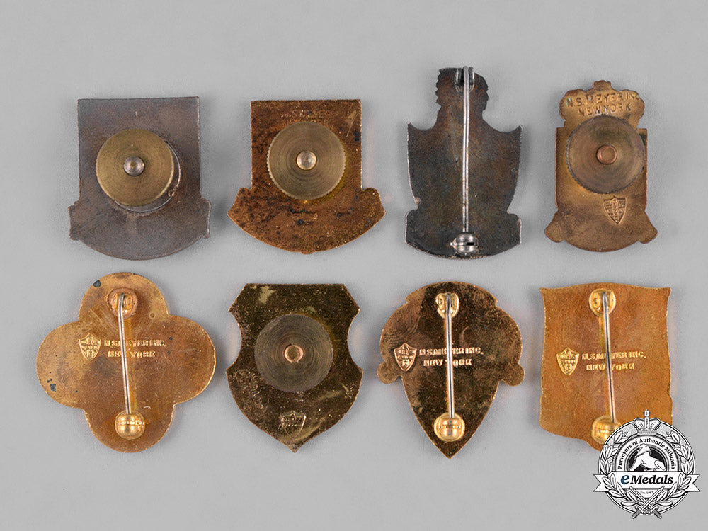 united_states._forty-_nine_air_base,_bombardment,_and_quartermaster_military_insignia_c18-028910
