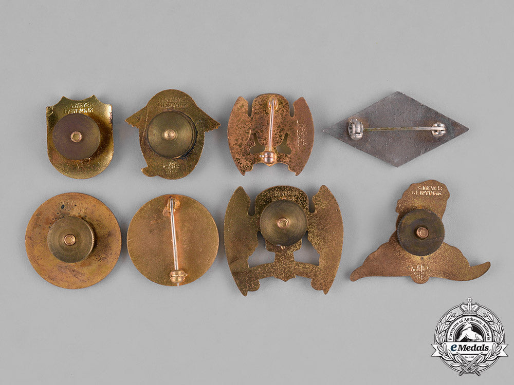 united_states._forty-_nine_air_base,_bombardment,_and_quartermaster_military_insignia_c18-028912