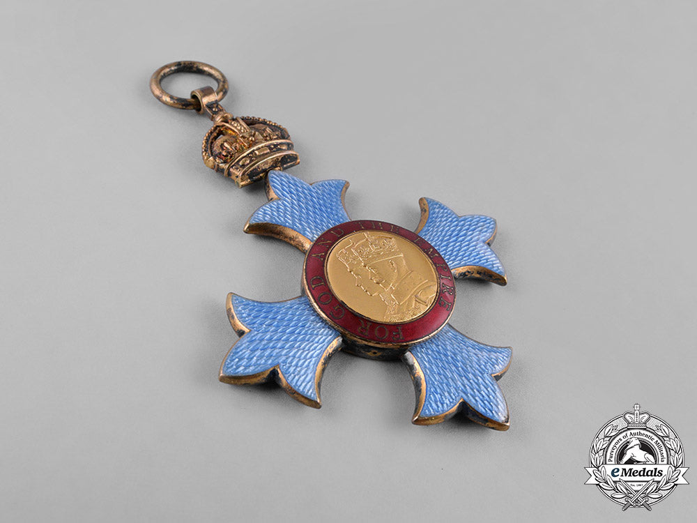 united_kingdom._an_order_of_the_british_empire,_g.b.e.,_knight_grand_cross,_by_garrard&_co,_c.1945_c18-028921