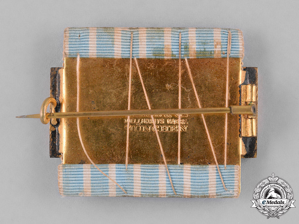 bavaria,_kingdom._a_grouping_of_second_class_bavarian_long_service_medals_c18-029156