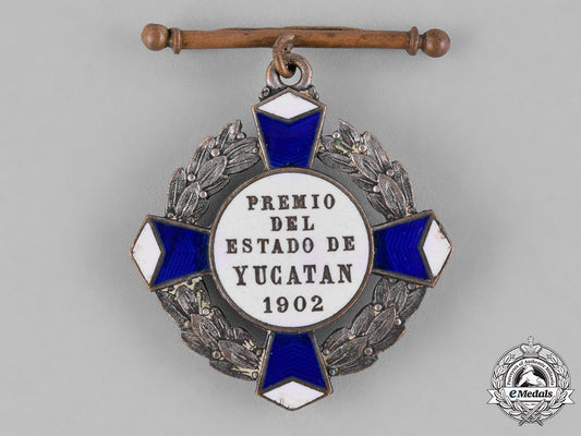 mexico,_republic._a_cross_of_yucatán,_officer,_c.1902_c18-029236