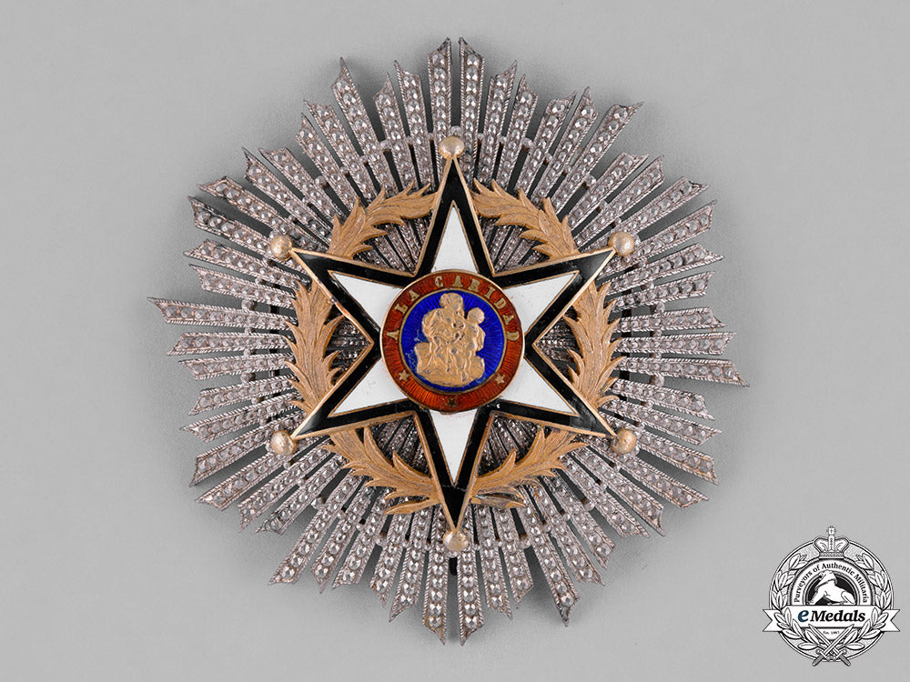 spain,_kingdom._a_civil_order_of_charity,_i_class_star,_c.1910_c18-029240