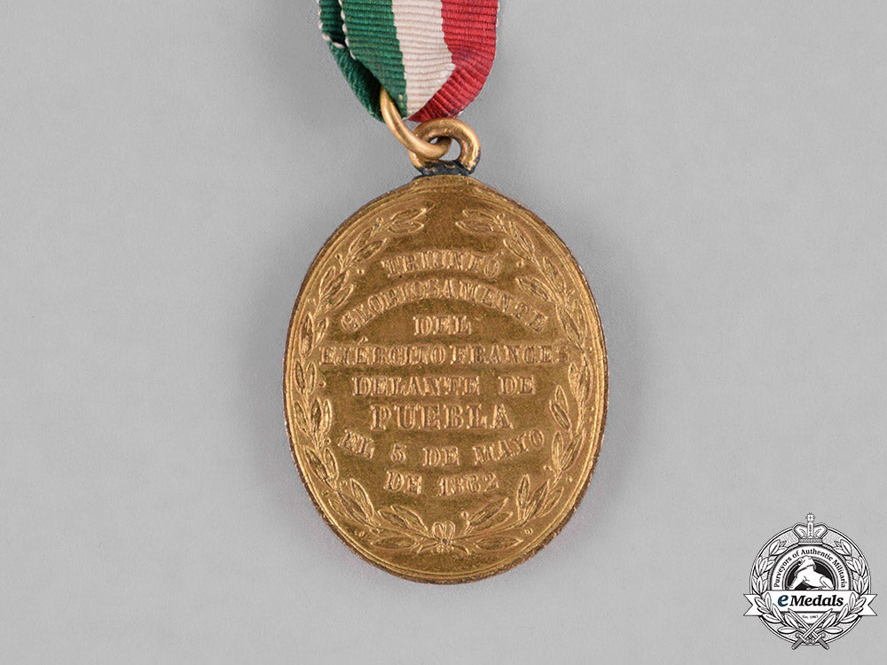 mexico,_republic._a_medal_for_the_defense_of_puebla_city,_chiefs_version,_c.1862_c18-029264